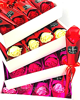 Подарункове мило для ванної у формі пелюсток троянд мильні троянди 16 шт. в пакованні