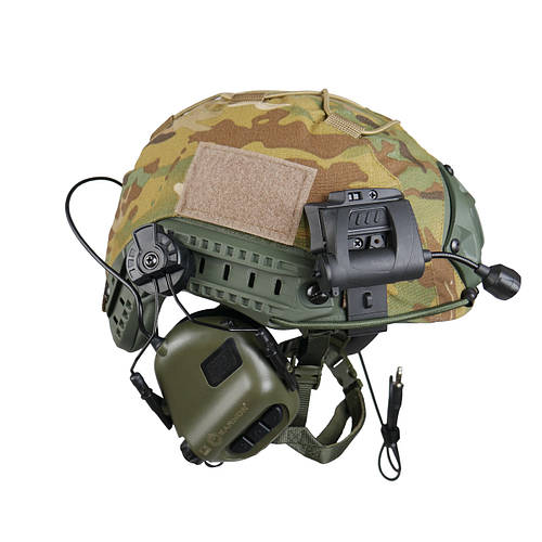 Тактический Баллистический Шлем с Кавером Наушниками Фонариком ...