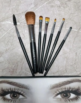 Набір візажний в упаковці hudabeauty, 7 пензлів, фото 1