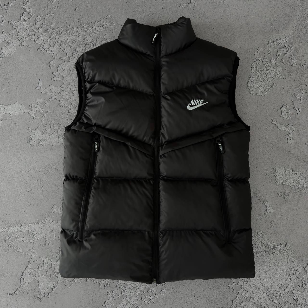 Чоловіча жилетка Nike без капюшона чорна демісезонна Безрукавка Найк весняна осіння