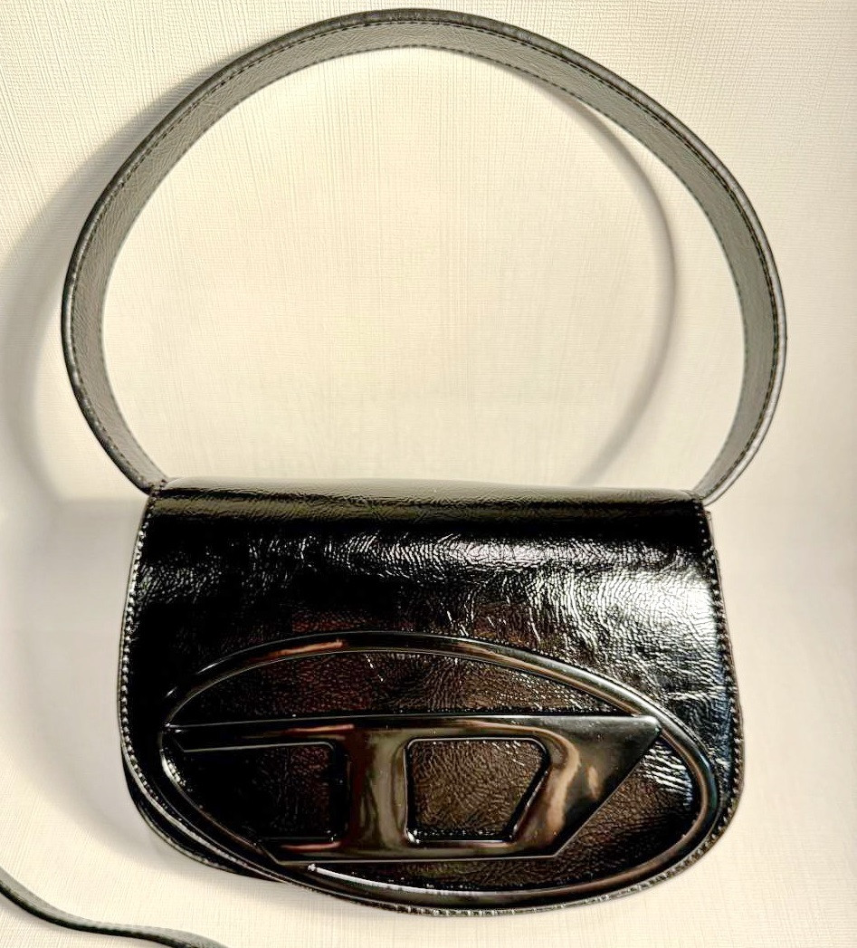 Жіноча сумка Diesel 20*13*7см, чорна, лак, 931461-2, фото 1