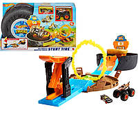 Трек Хот Уилс Монстер Трак Трюки в шине Monster Trucks Hot Wheels Monster Trucks Stunt Tire Playset