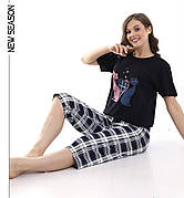 Стильна жіноча піжама-футболка з коротким рукавом і капрі якість бавовна S-M-L-XL