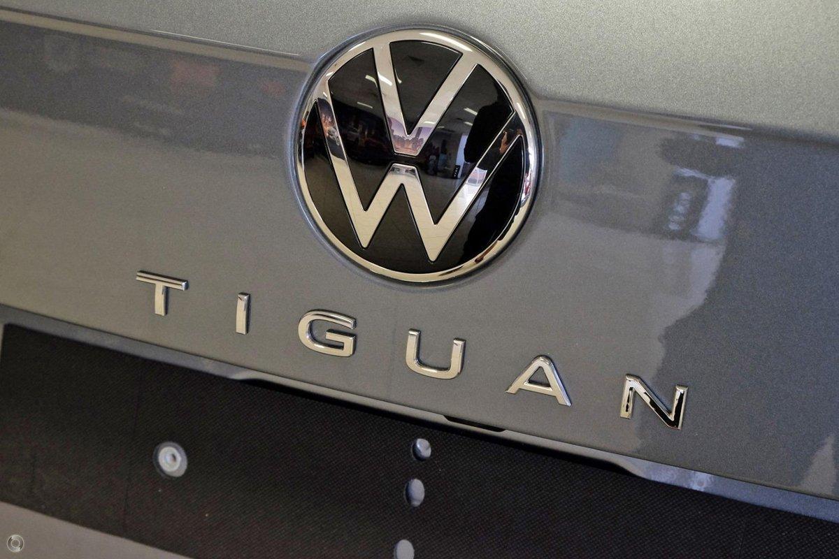 Емблема задня VW (Фольцваген) Tiguan 2019 - 2023 новий тип 5na853630cdpj