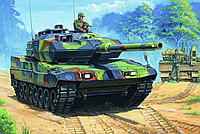 Сборная модель военной техники Hobby Boss 82403 German Leopard 2 A6 EX