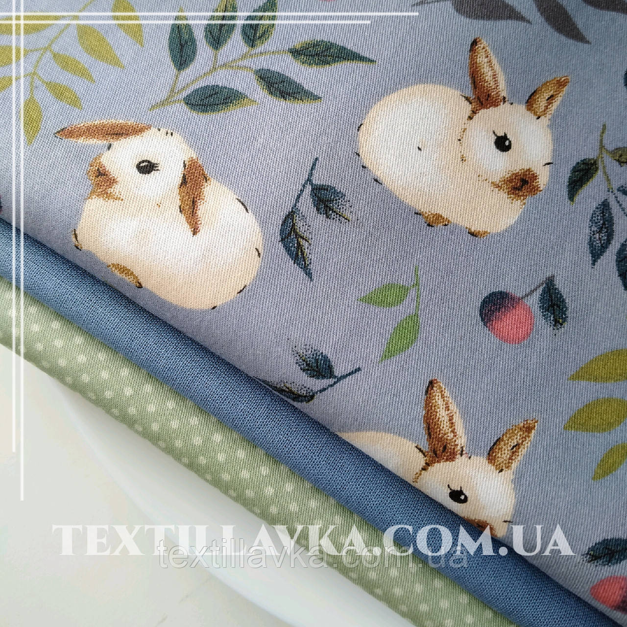 Набір тканини для рукоділля Весняні кролики з 3 шт.