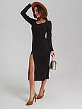 Чорне плаття футляр завдовжки міді з фігурним вирізом декольте та розрізом (р. 40-46) 31035518, фото 2