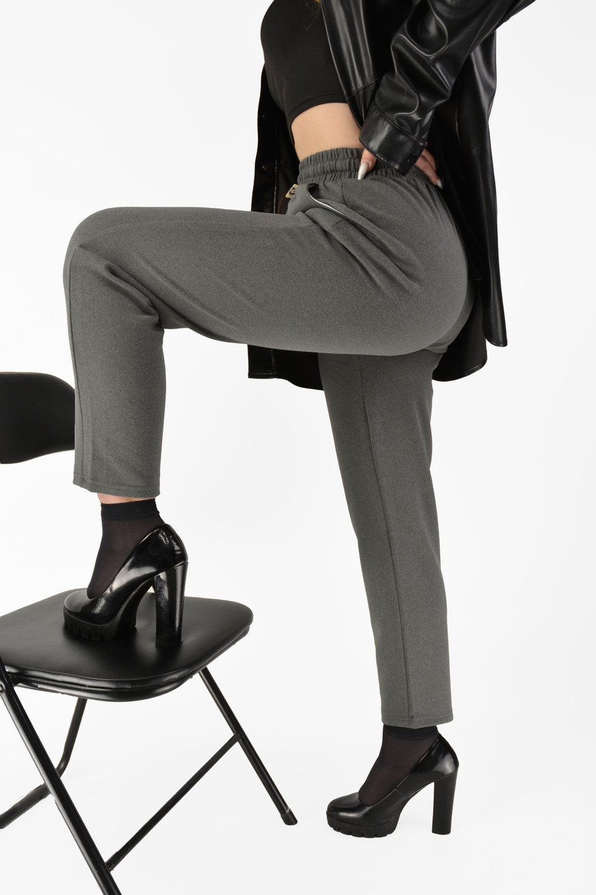 Жіночі трикотажні штани Kenalin Штани з кишенями Сірий колір 2XL-3XL