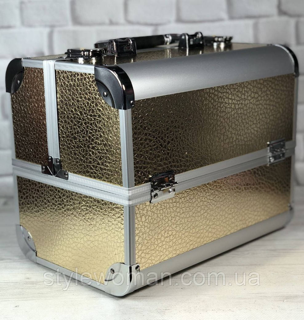 Бьюти кейс алюминиевый чемодан с ключом гламур золото чемодан для мастера - фото 2 - id-p1058634411
