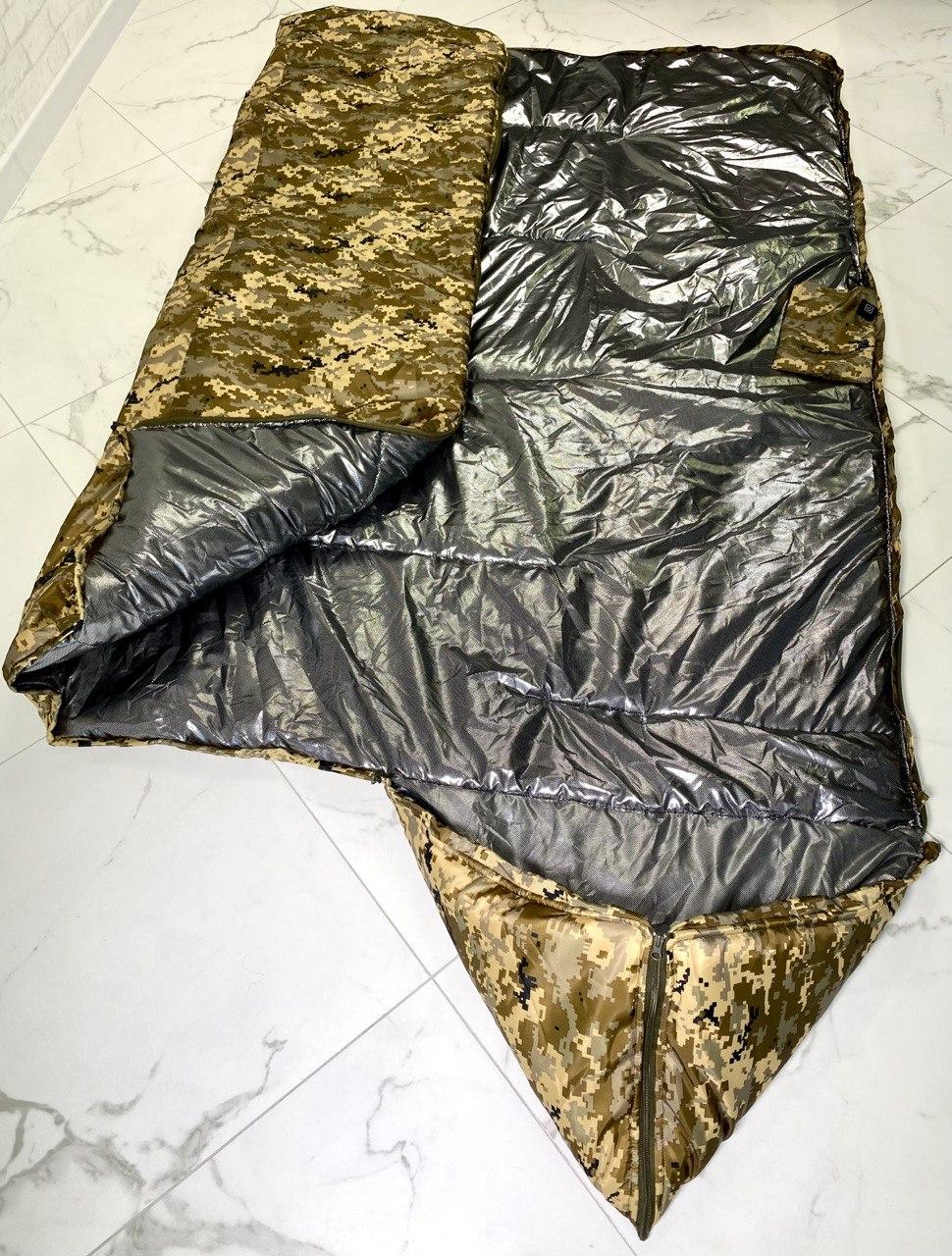 Спальний мішок із підігрівом від USB 100х243см. Спальник із термо-підкладкою Omni heat великий теплий. Піксель, фото 1