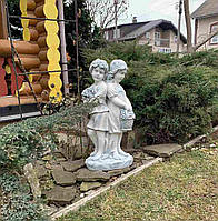 Садовая фигура, статуэтка Детки с цветами для декора сада изготовлен из цемента, ручной работы 90см