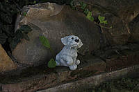 Садовая фигура, статуэтка Собачая лапа для декора сада изготовлен из цемента, ручной работы 17см