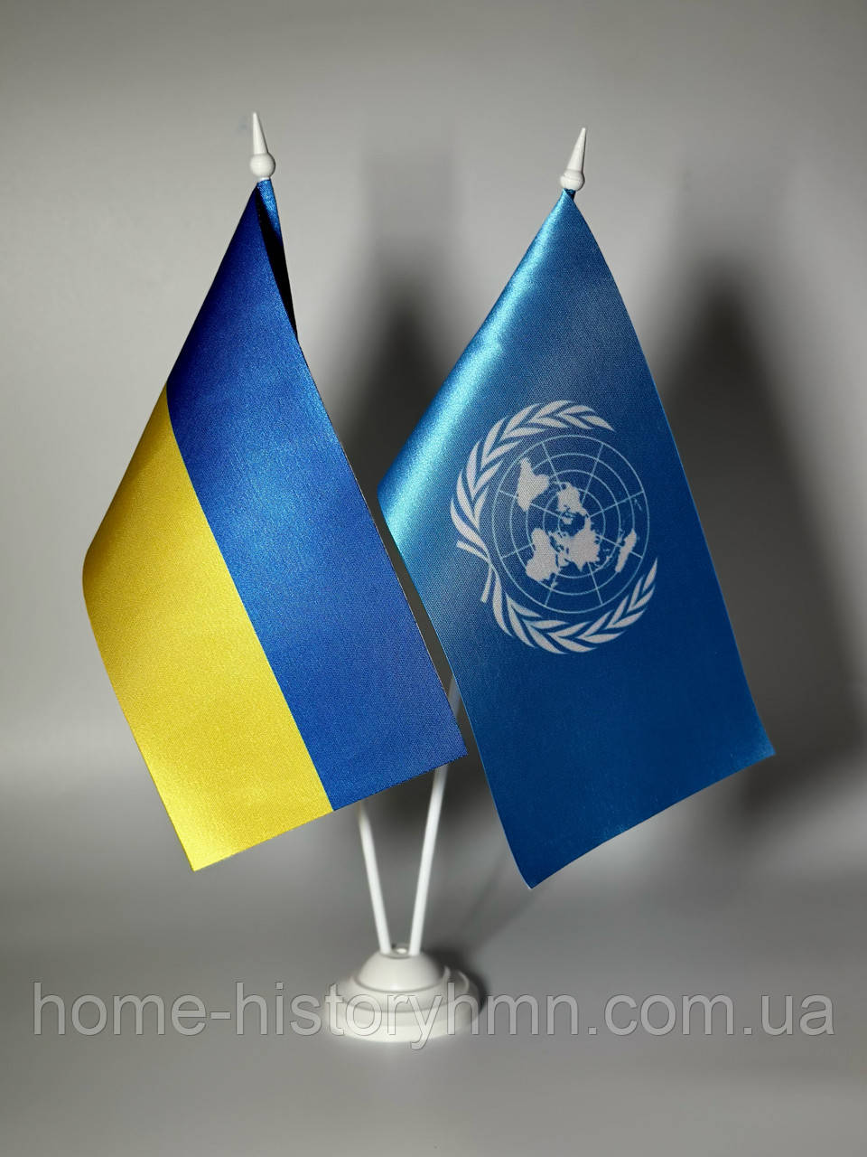 Настільні прапори України ООН із 2 пластиковими тримачами