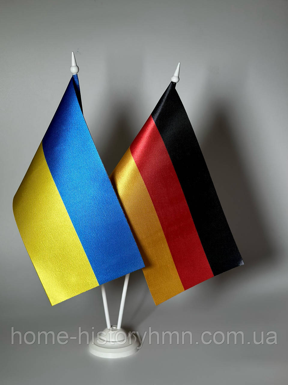 Настільні прапори України Німеччини із 2 пластиковими тримачами