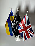 Настільні прапори України Великобританії та компанії HMN з 3 пластиковими тримачами, фото 3
