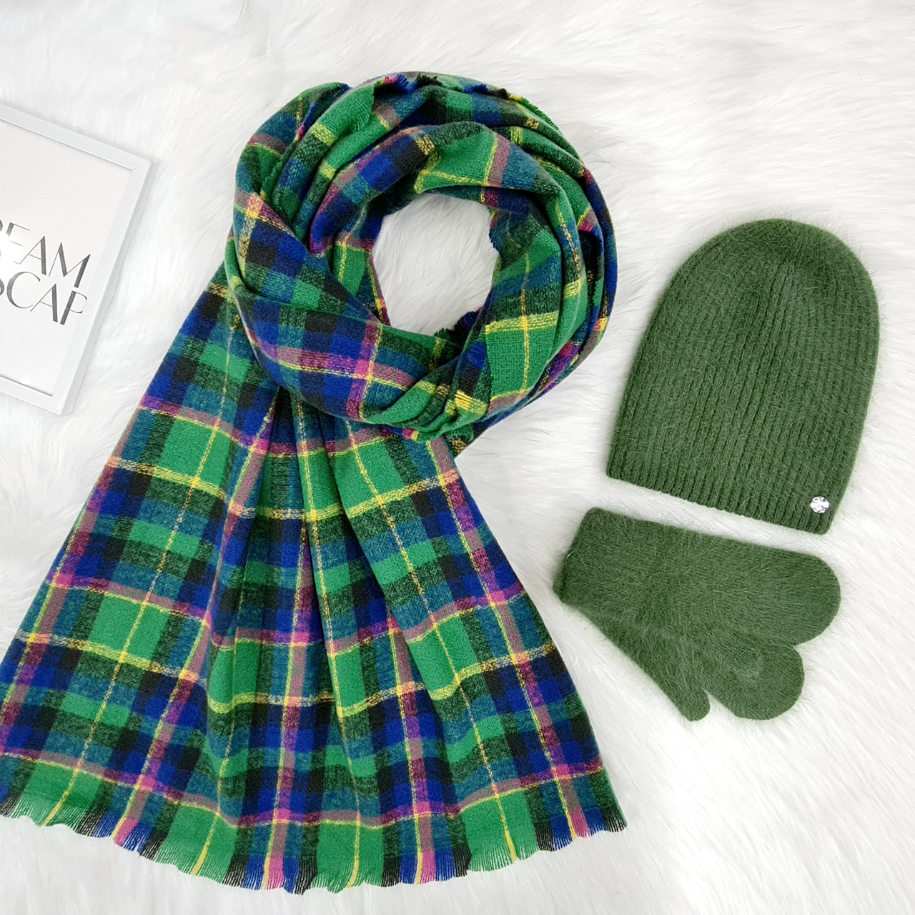 Комплект жіночий зимовий ангоровий (шапка+шарф+рукавиці) ODYSSEY 55-58 см зелений 13435 - 8047 - 4142