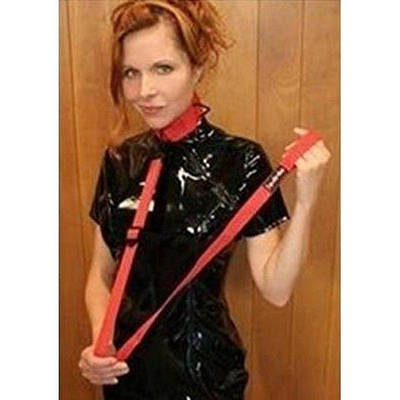 Червоний нейлоновий нашийник з повідцем Talla