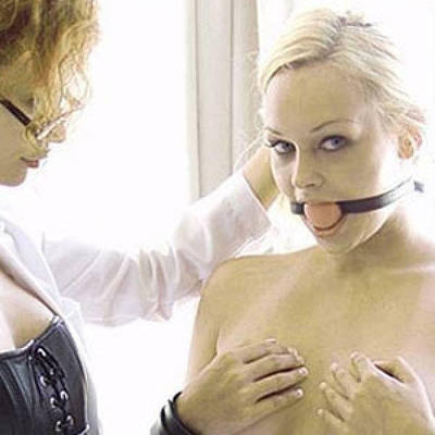 Кляп для рота чорний з тілесним гумовим кулькою Talla