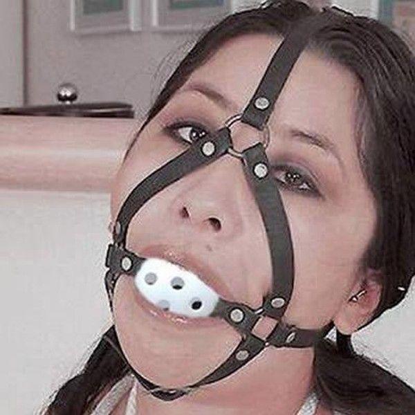 Білий кляп в рот з чорними шкіряними ременями на обличчя для БДСМ-ігор Talla, фото 1