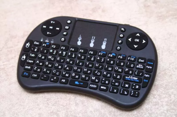 Беспроводная мини клавиатура i8 для смарт ТВ/ПК/планшетов | KEYBOARD (F-S)