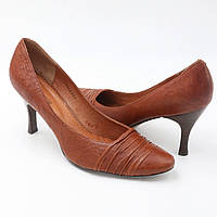 Туфли женские кожаные классические на шпильке 8 см цвет светло коричневый Conni код-(1865) 40