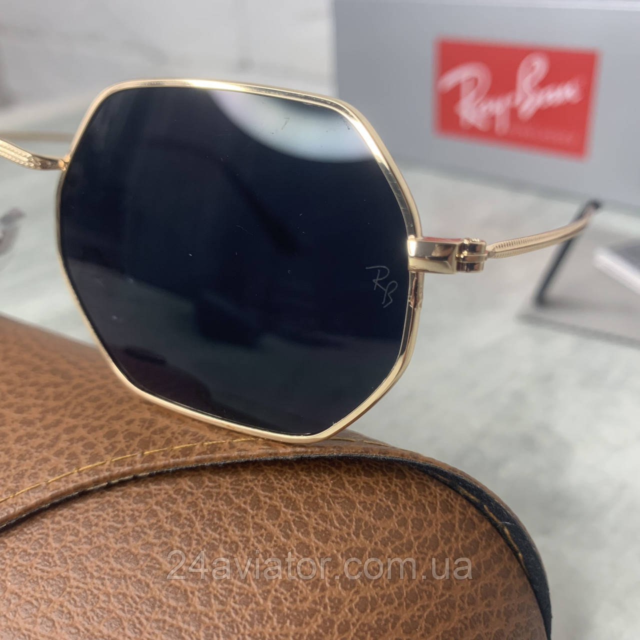 Солнцезащитные очки RAY BAN 3556 OCTAGONAL черный в золоте - фото 6 - id-p1407408761