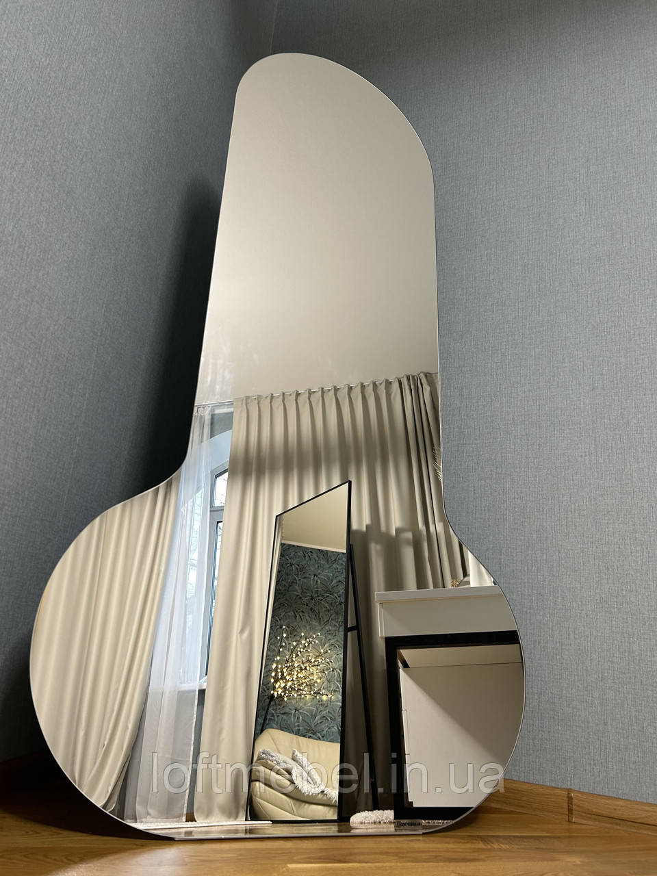 Безрамне дзеркало СРАМОТА з ніжкою, підлогове дзеркало без рами неправильної форми, фото 1