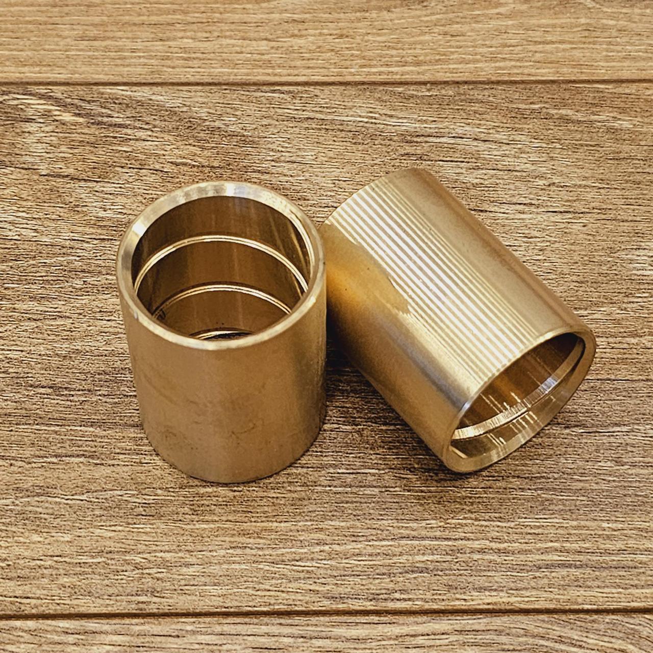 Втулка Т-40 паразитної шестерні