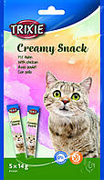 Ласощі для котів Trixie Creamy Snacks рідкі кремові снеки з куркою 5 шт 14 г