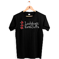 Футболка черная с оригинальным принтом "Ladybugs Kama Sutra. Божьи коровки Кама Сутра" Push IT. Футболки 18+