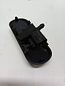 Форсунка омивача лобового скла Volkswagen Touran, Passat B6, Golf 5, Caddy. 1T0955986., фото 3