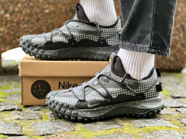 Обувь Nike 