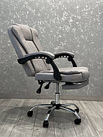 Кресло офисное серое из ткани Boss + подставка для ног