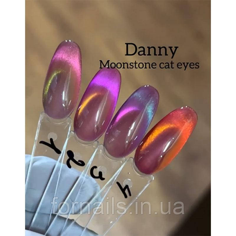 Гель-лак DANNY CAT MOONSTONE №01 8 мл