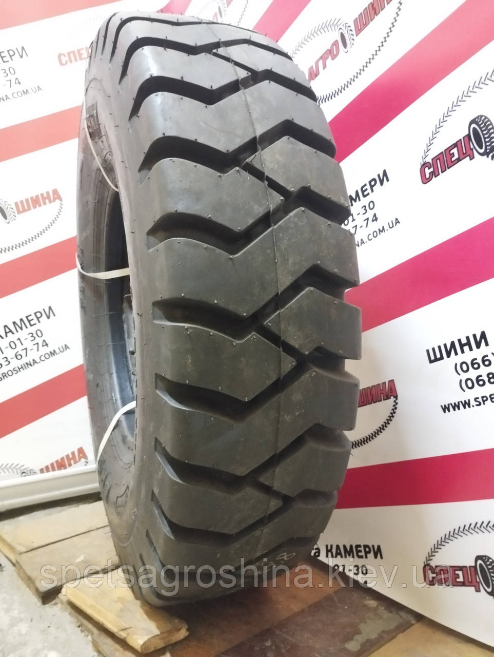Шина 8.25-15 14PR 149A5 BKT PL-801