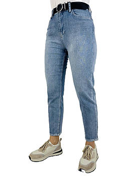 Жіночі джинси модель мом