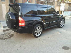 Дефлектори на окна Mitsubishi Pajero III 5d 1999-2006; IV 5d 2006-