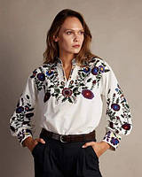 Жіноча вишиванка біла з квітковим орнаментом Esq 5552, стильна блузка з вишивкою