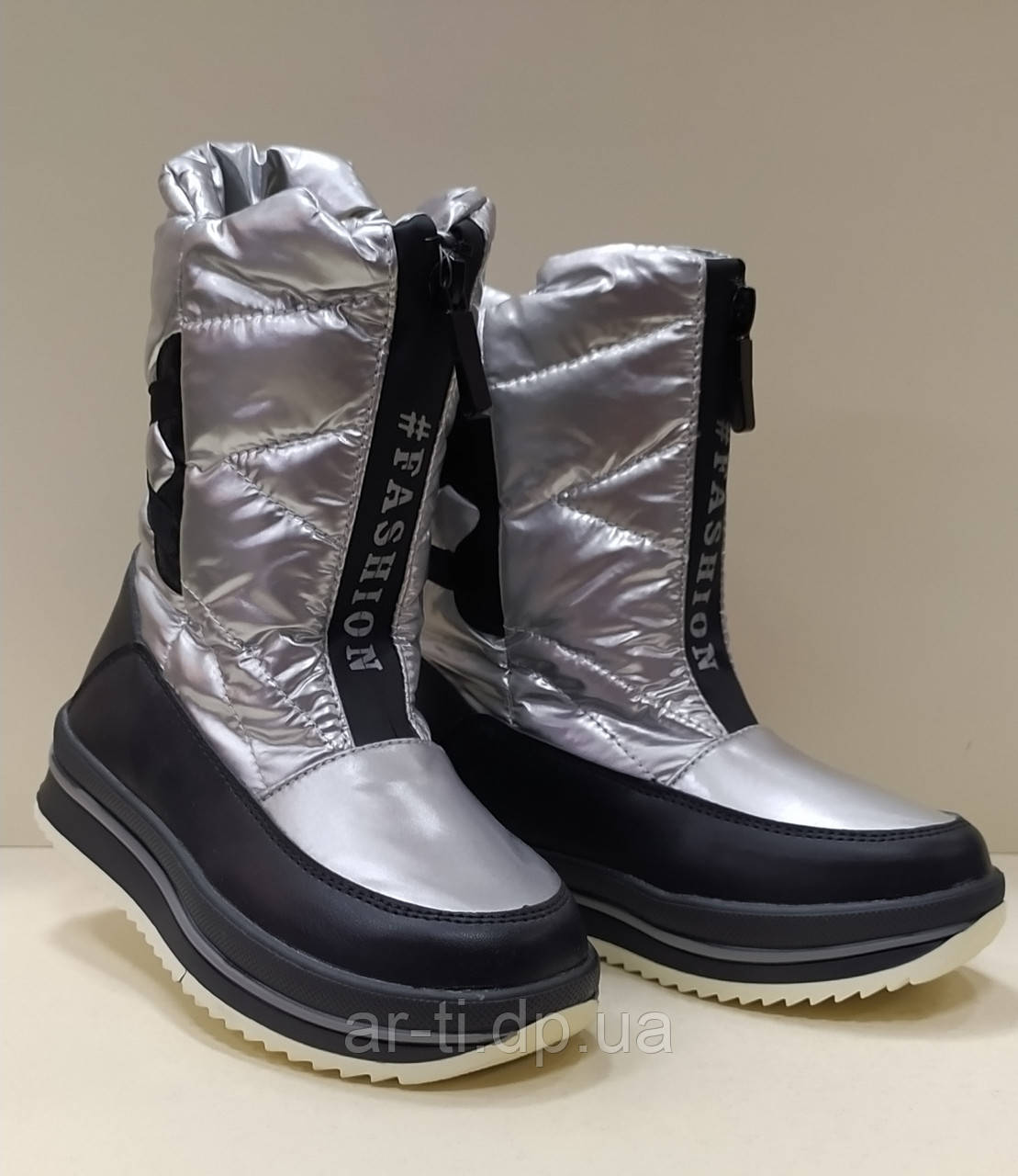 Зимові чоботи дутики на дівчинку 27 розміру, фото 1