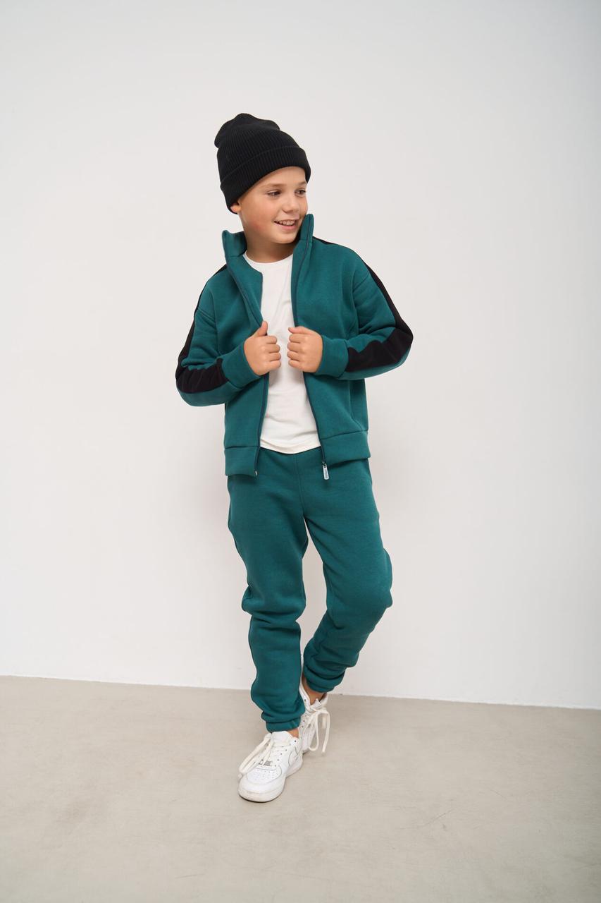Теплий костюм стойка на замку для хлопчика Fleece Wing Чорний лампас + Зелений однотонний