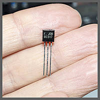 Транзистор BC517 TO-92