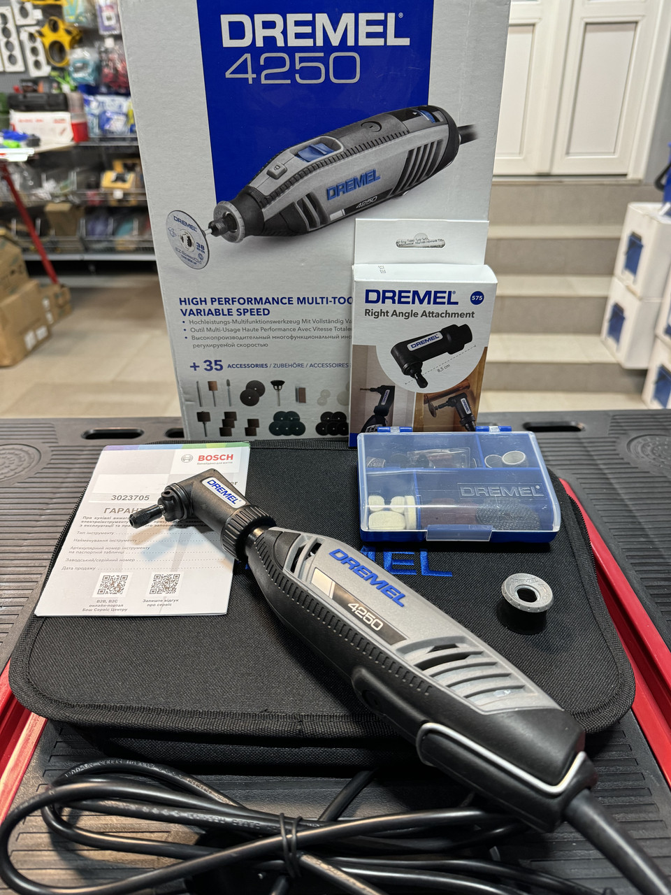 Супернабір - Гравер Dremel 4250-35 + кутова приставка Dremel 575