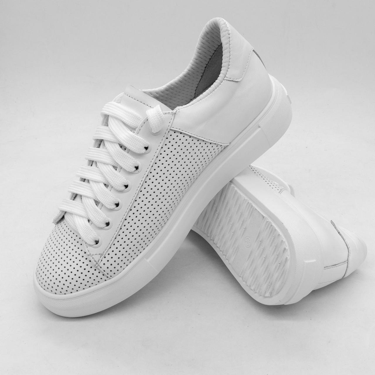 Жіночі білі шкіряні кросівки psw-24v 39. Розміри в наявності: 39, 40, 41.