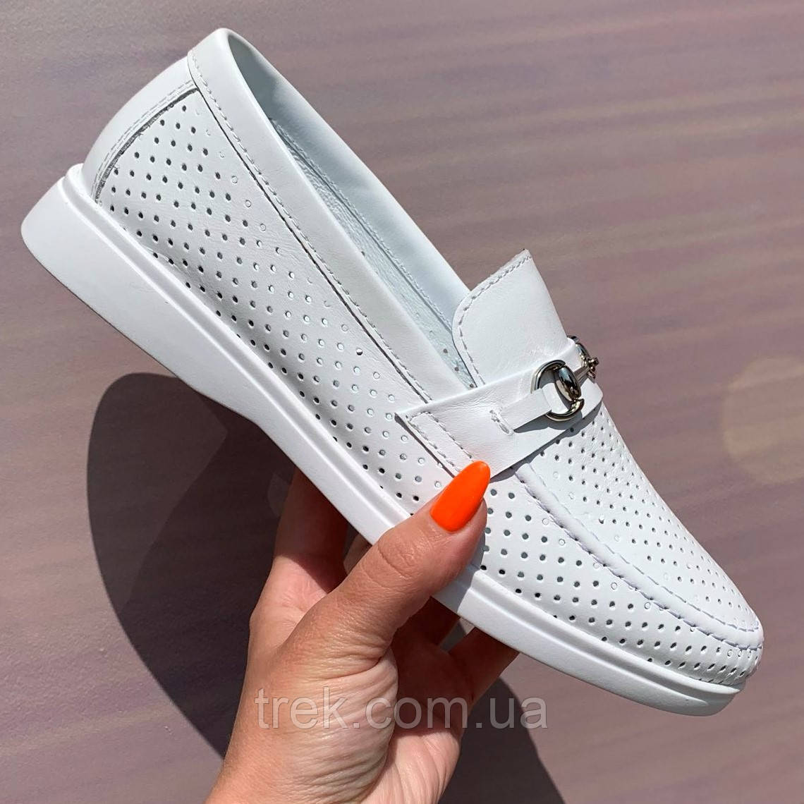 Туфлі жіночі шкіряні перф. білі /23084/ 40р, фото 1