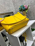 Стильна жіноча сумка жовта велика сумка з екошкіри якісна сумка через плече з широким ременем А4, фото 7