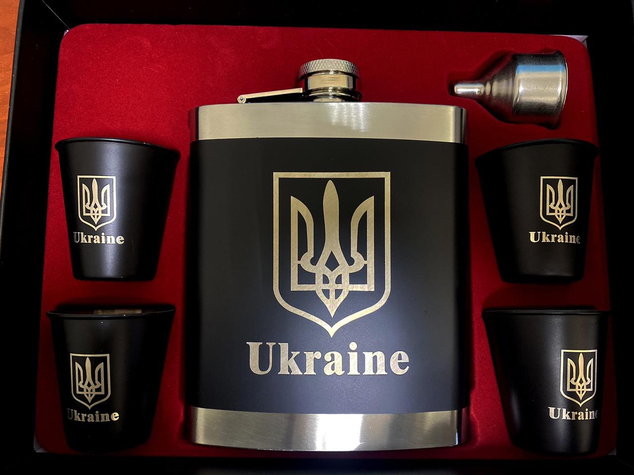 Подарунковий набір: фляга зі стопками та лійкою 540 мл, фото 1