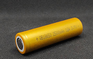 Акумулятор високострумовий QB 18650 3,7V 2500mA (12A) 1шт.