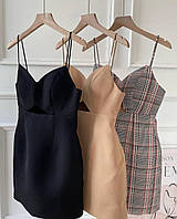 Женское короткое платье мини стильное легкое деловое с вырезом на открытой спине без рукавов черный беж
