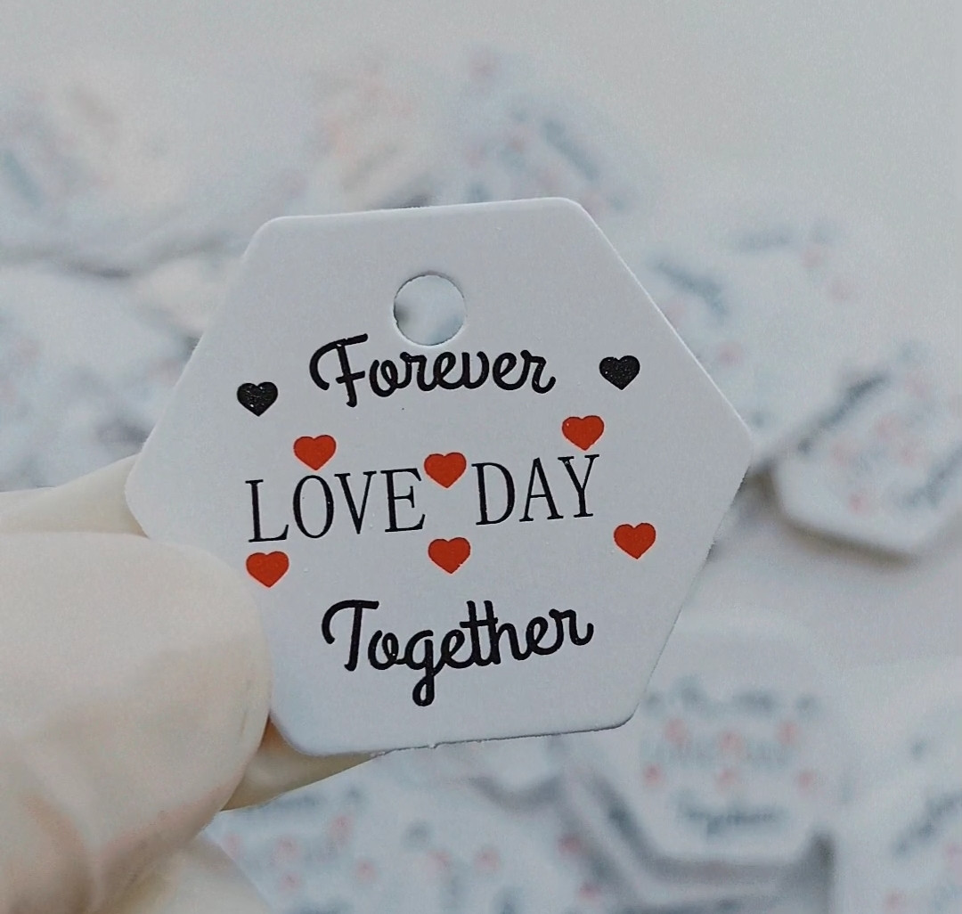 Бірка "Love Day 35х30мм