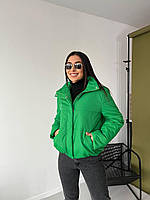 Женская стеганая демисезонная короткая куртка из водоотталкивающей плащевки 50/52, Сочная трава